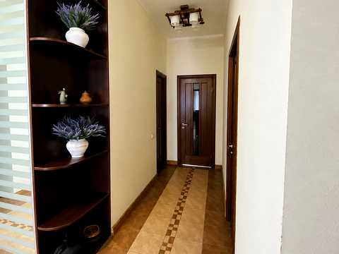 комерційна за адресою Турівська вул., 29