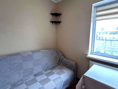 квартира за адресою Вишнева вул., 5