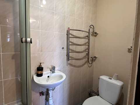 квартира за адресою Вишнева вул., 5