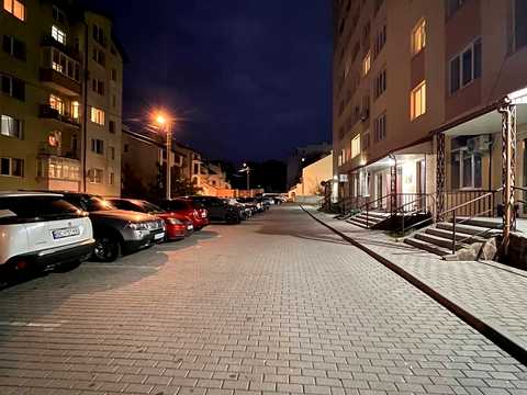 квартира за адресою Винники, Василя Сухомлинського вул., 14