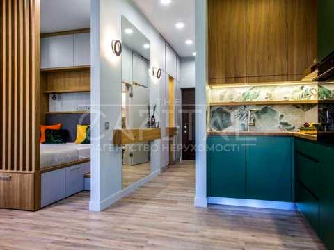 квартира за адресою Жилянська вул., 68