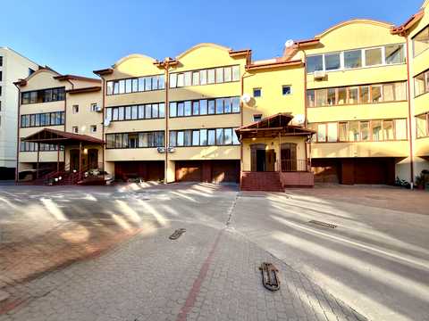 квартира по адресу Карла Мікльоша ул., 3