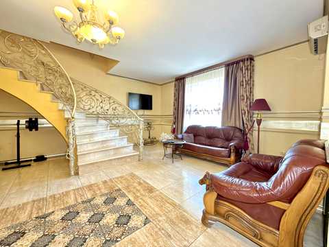 квартира за адресою Карла Мікльоша вул., 3