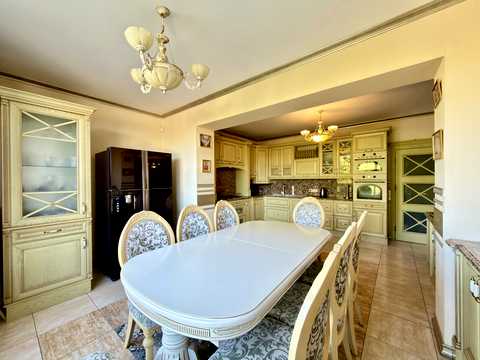 квартира за адресою Карла Мікльоша вул., 3