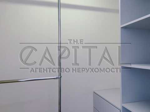 квартира за адресою Боголюбова вул., 13-Б