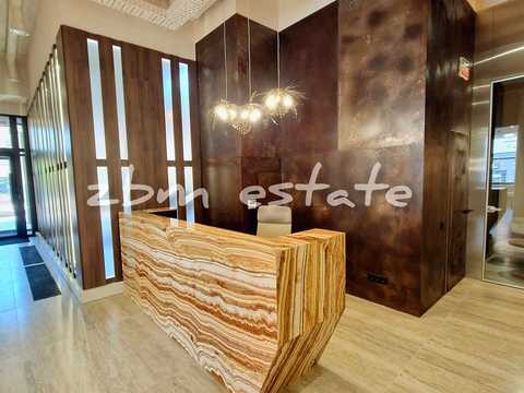 комерційна за адресою Жилянська вул., 59