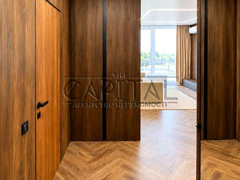 квартира за адресою Причальна вул., 10