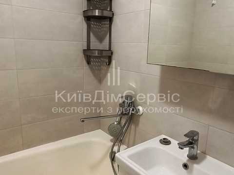 квартира по адресу Червоной Калины просп. (Владимира Маяковского), 12