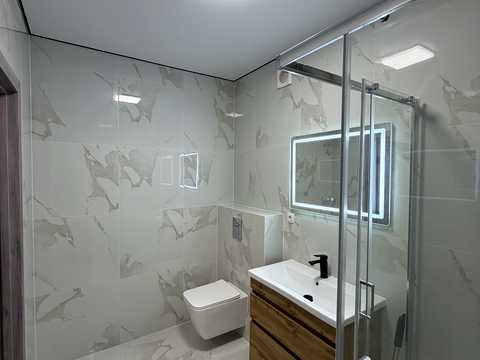 квартира за адресою Романа Вірастюка вул., 3