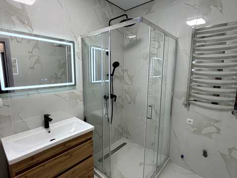 квартира за адресою Івано-Франківськ, Романа Вірастюка вул., 3