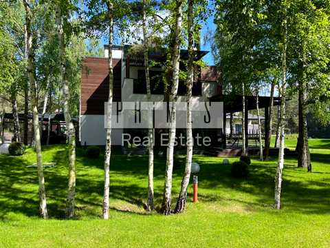 дом по адресу с. Лебедевка, Набережная ул.