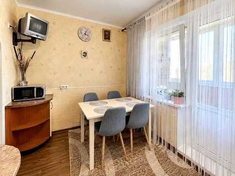 квартира по адресу Ларисы Руденко ул., 10