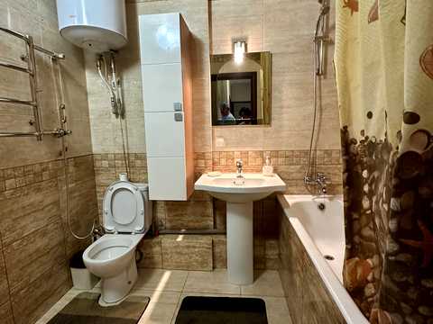 квартира по адресу Средняя ул. (Середня), 24 к2
