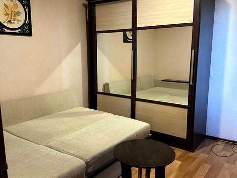 квартира за адресою Івана Мазепи просп. (Петровського), 47