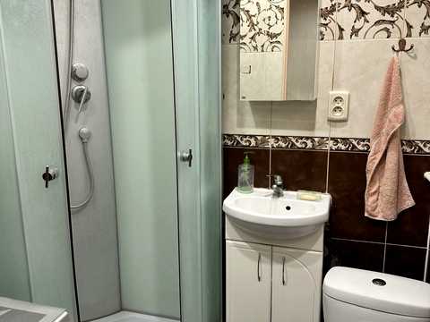 квартира за адресою Метробудівська вул., 6