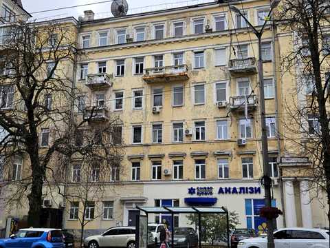 квартира за адресою Івана Мазепи вул. (Січневого Повстання), 14