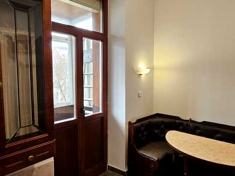 квартира за адресою Івана Мазепи вул. (Січневого Повстання), 14