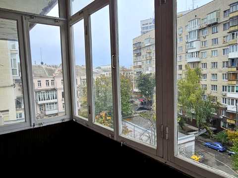 квартира за адресою Івана Мазепи вул. (Січневого Повстання), 14