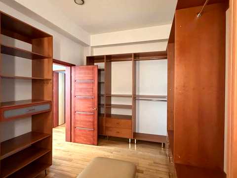 квартира по адресу Левка Лук'яненка ул. (Василия Жуковского), 3-Г