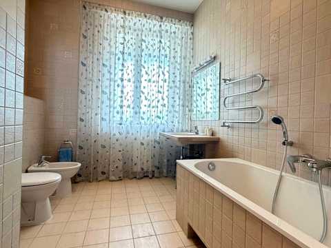 квартира по адресу Левка Лук'яненка ул. (Василия Жуковского), 3-Г