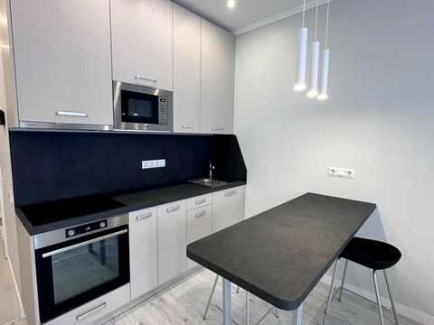 квартира за адресою Центральна вул., 21-Б
