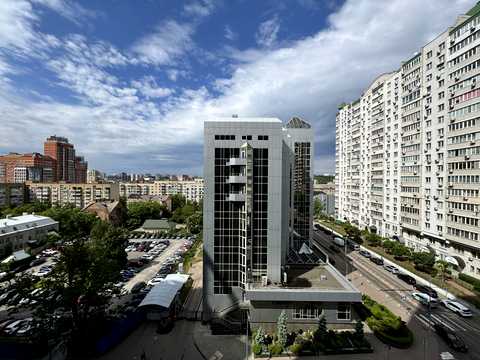 квартира за адресою Василя Тютюнника вул. (Анрі Барбюса), 39