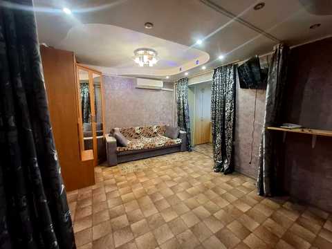 квартира за адресою Героїв полку "Азов" вул. (Маршала Малиновського), 32-Б