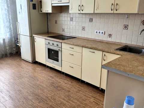 квартира за адресою Академіка Глушкова просп., 9-Г