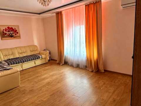 квартира за адресою Академіка Глушкова просп., 9-Г