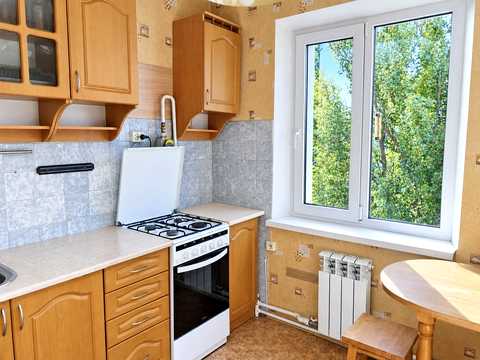 квартира за адресою Бакинська вул., 37