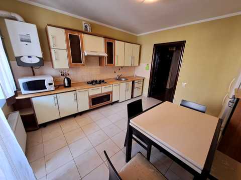 квартира за адресою Крушельницької вул., 35