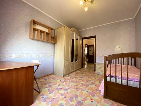 квартира за адресою Анни Ахматової вул., 43