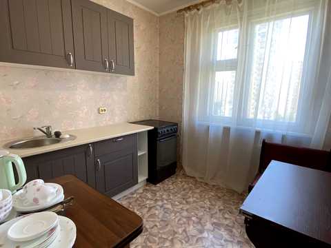 квартира за адресою Анни Ахматової вул., 43