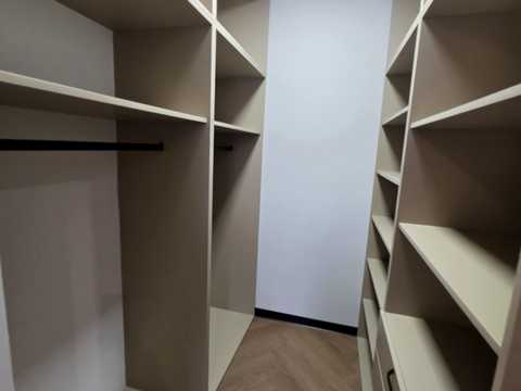 квартира по адресу Черновола ул., 123-А