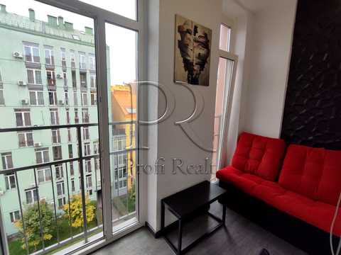 квартира за адресою Регенераторна вул., 4 к4