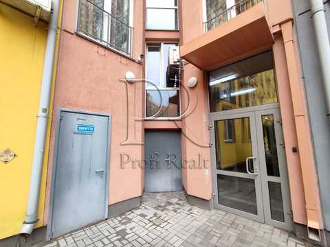 квартира за адресою Регенераторна вул., 4 к4