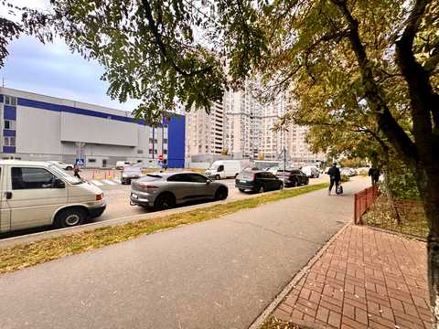 коммерческая по адресу Срибнокильская ул., 22-А