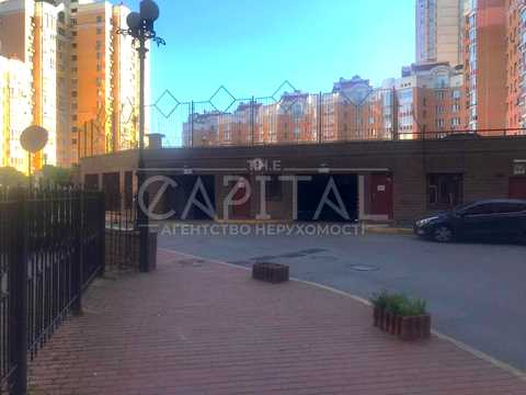 комерційна за адресою Володимира Івасюка просп. (Героїв Сталінграду), 10-А