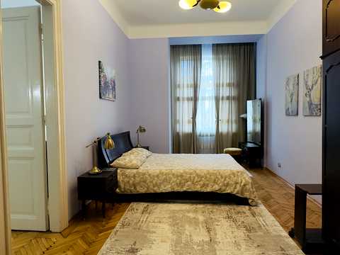 квартира по адресу Драгоманова ул., 8