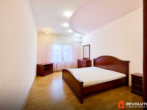 квартира за адресою Дмитрівська вул., 69