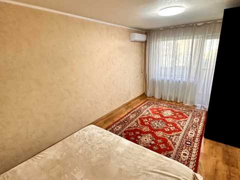 квартира за адресою Добровольців пров., 2