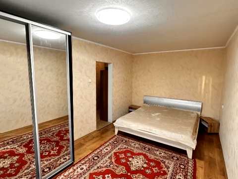 квартира за адресою Добровольців пров., 2