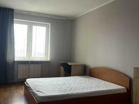 квартира за адресою Сергія Данченка вул., 5