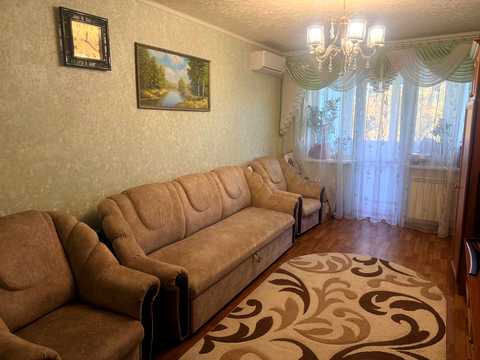 квартира по адресу Героев Сталинграда просп., 175-А