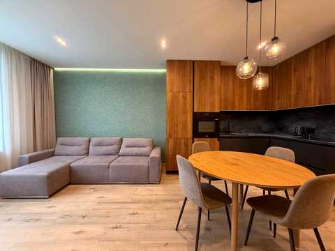 квартира за адресою Салютна вул., 2к6