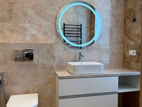 квартира за адресою Салютна вул., 2к6