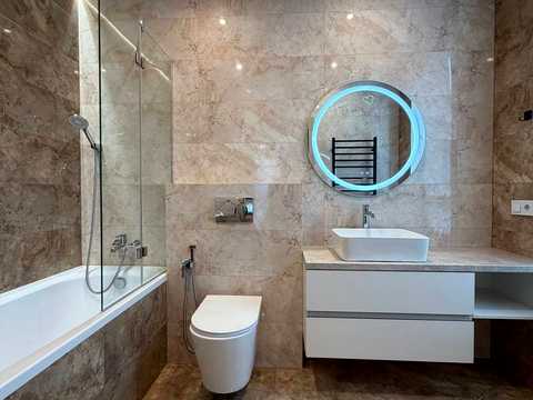 квартира за адресою Салютна вул., 2к6