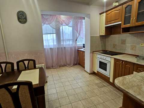 квартира за адресою Оноре де Бальзака вул., 58