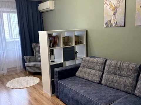 квартира за адресою Драгоманова вул., 8-Б