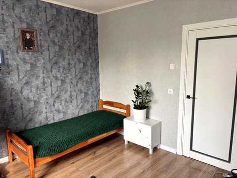 квартира за адресою Драгоманова вул., 8-Б